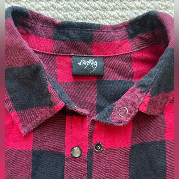 Amy & Ivy Red Plaid Shirt Size S - Picture 6 of 9